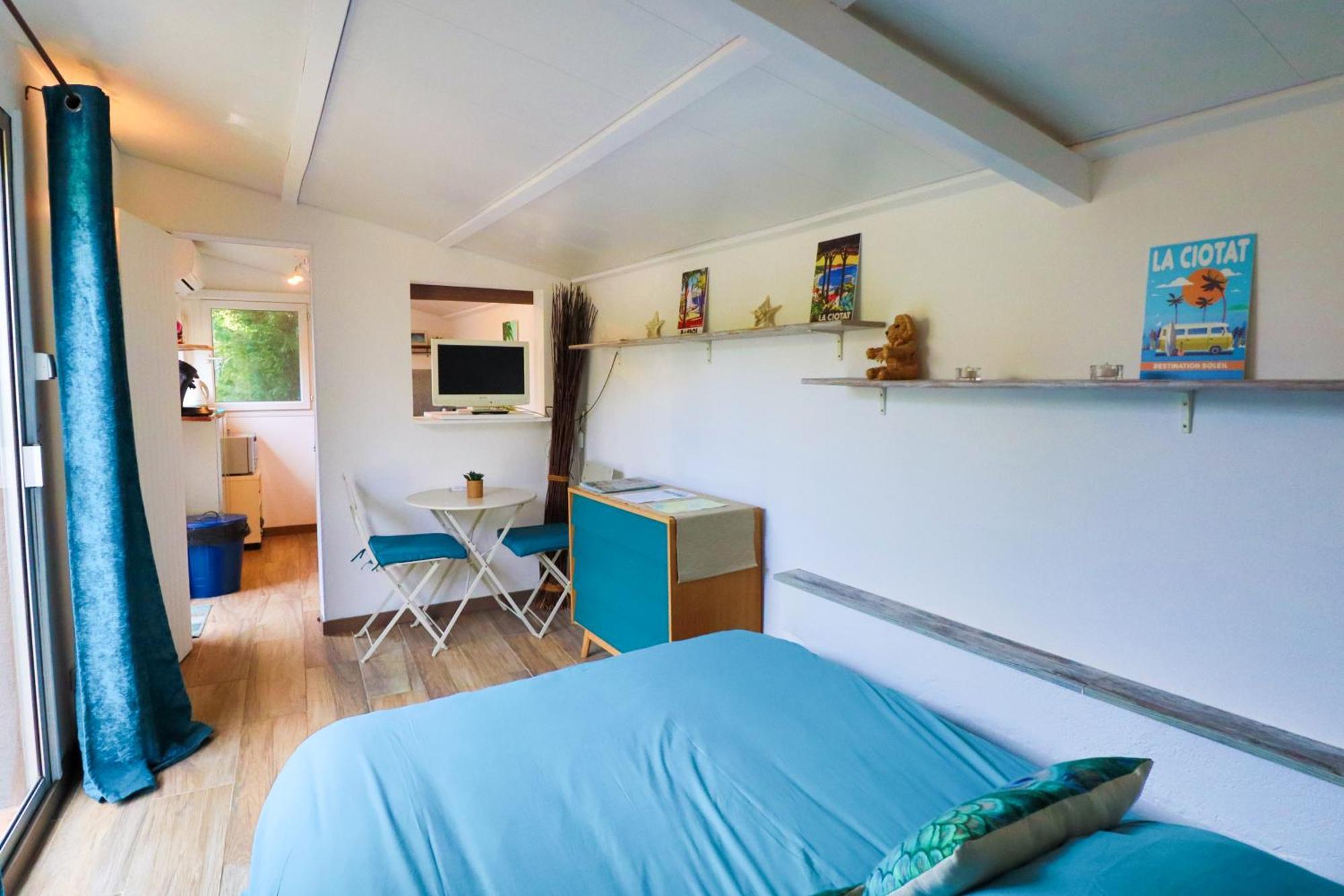 Le Mas De Bertagne Studio Kitchenette Terrasse Piscine Gémenos Εξωτερικό φωτογραφία